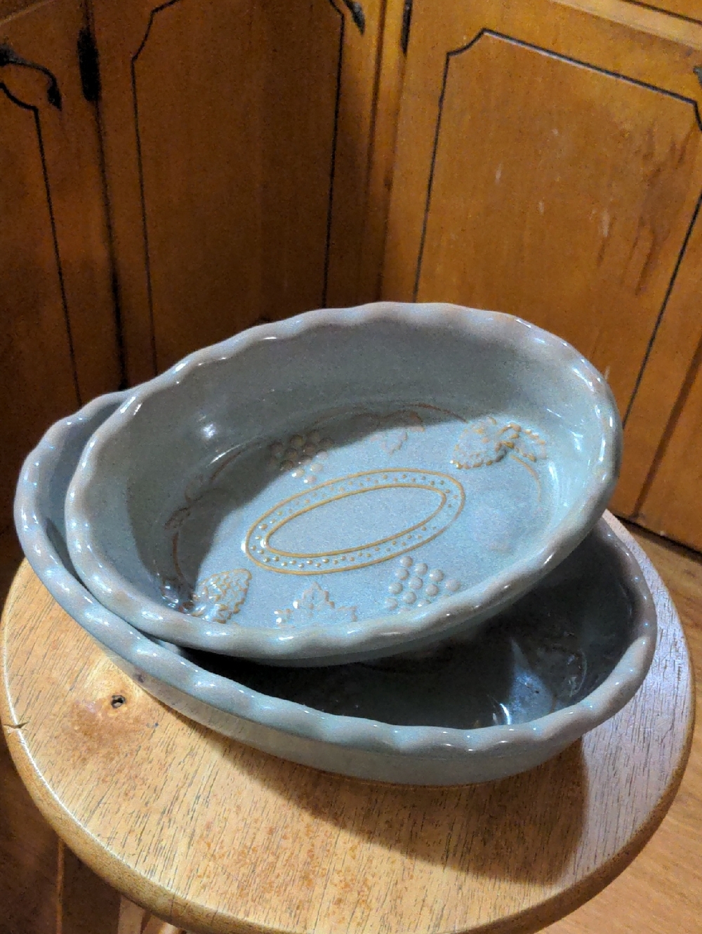 Vintage Nesting Fruit Embossed Oval C Asasserole Stoneware Dishes